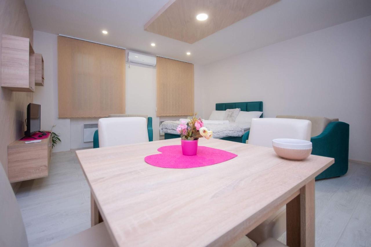Cvetni Trg Hotel Beograd Ngoại thất bức ảnh